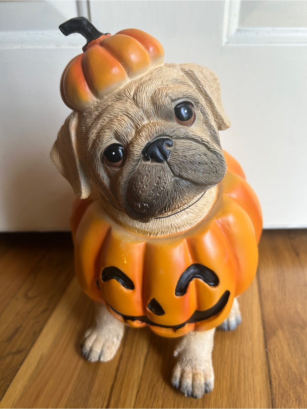 Halloween PUG Dog Jack O’ Lantern Pumpkin Statue NEW NWT